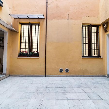 Morgana Sotto Le Torri Centro Storico Apartment โบโลญญา ภายนอก รูปภาพ
