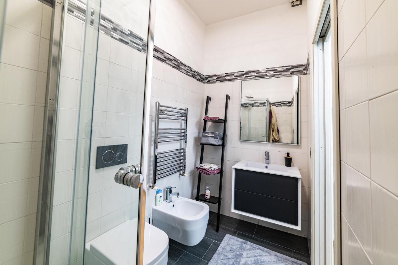 Morgana Sotto Le Torri Centro Storico Apartment โบโลญญา ภายนอก รูปภาพ
